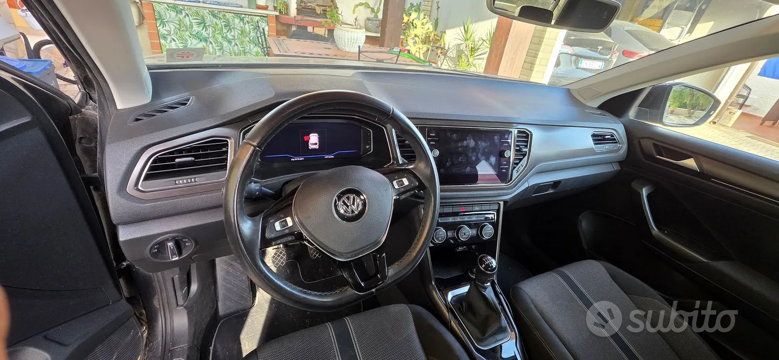 Volkswagen T-Roc 2019 photo 5