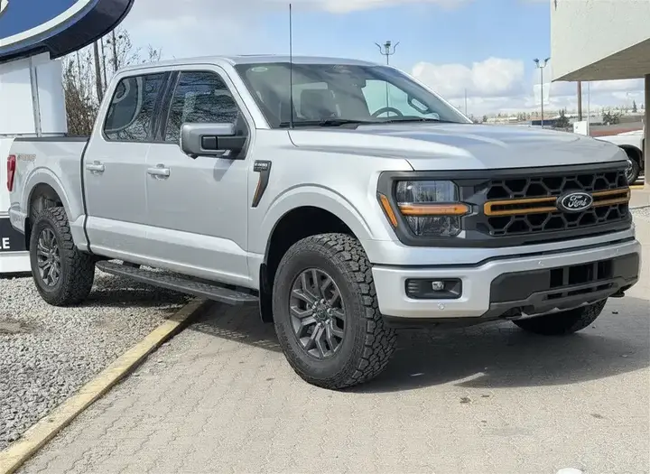 Ford F-150 Supercrew 2026 photo 2
