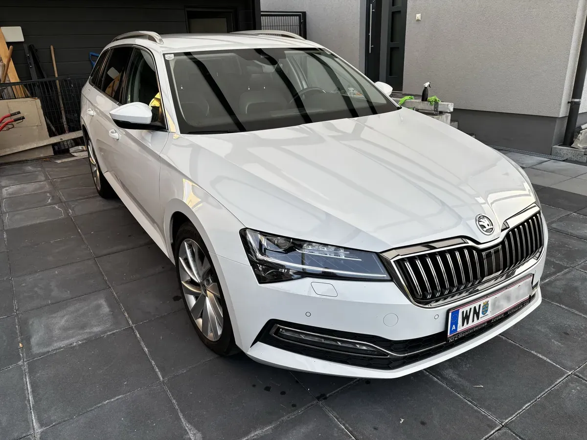 Skoda Superb 2020 photo 2