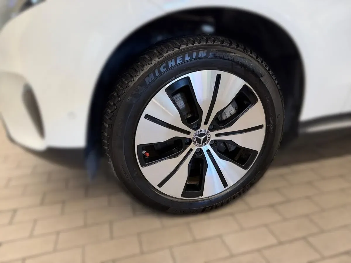 Mercedes-Benz Eqc 2022 photo 3