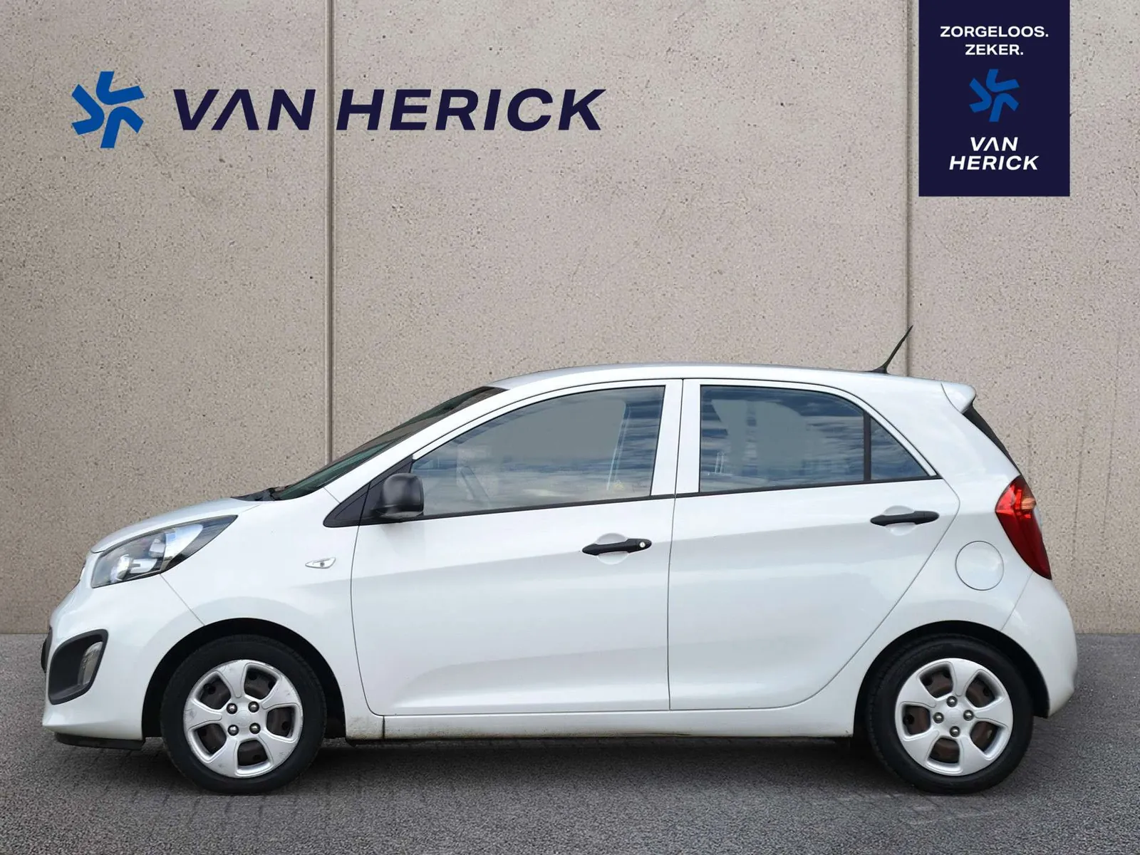 Kia Picanto 2012 photo 2