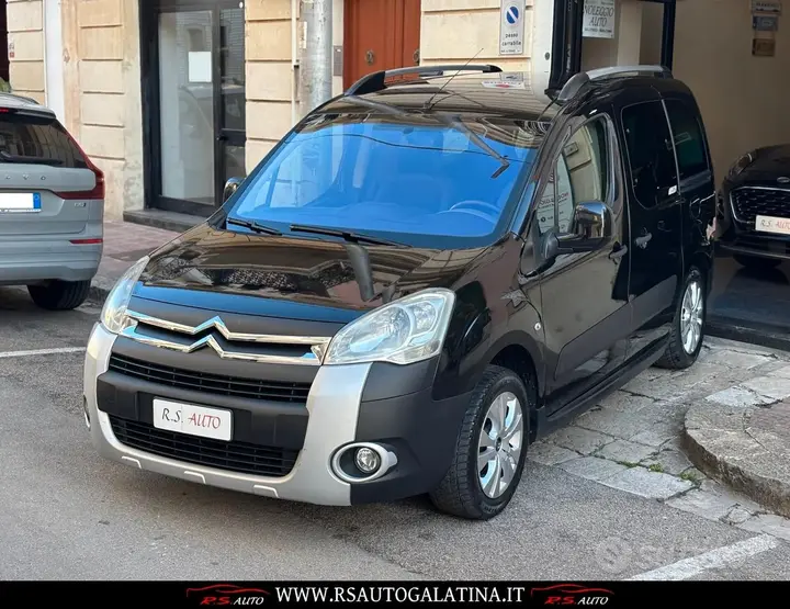 Citroen Berlingo 2011 photo 2