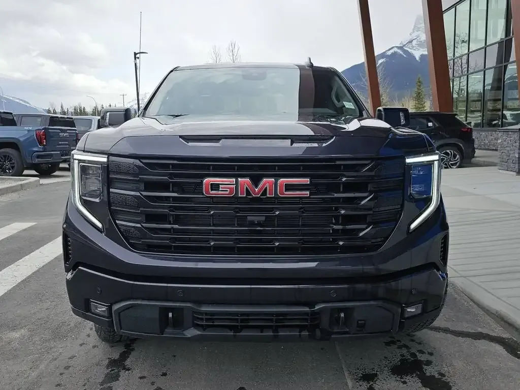 GMC Sierra 1500 2026 photo 2