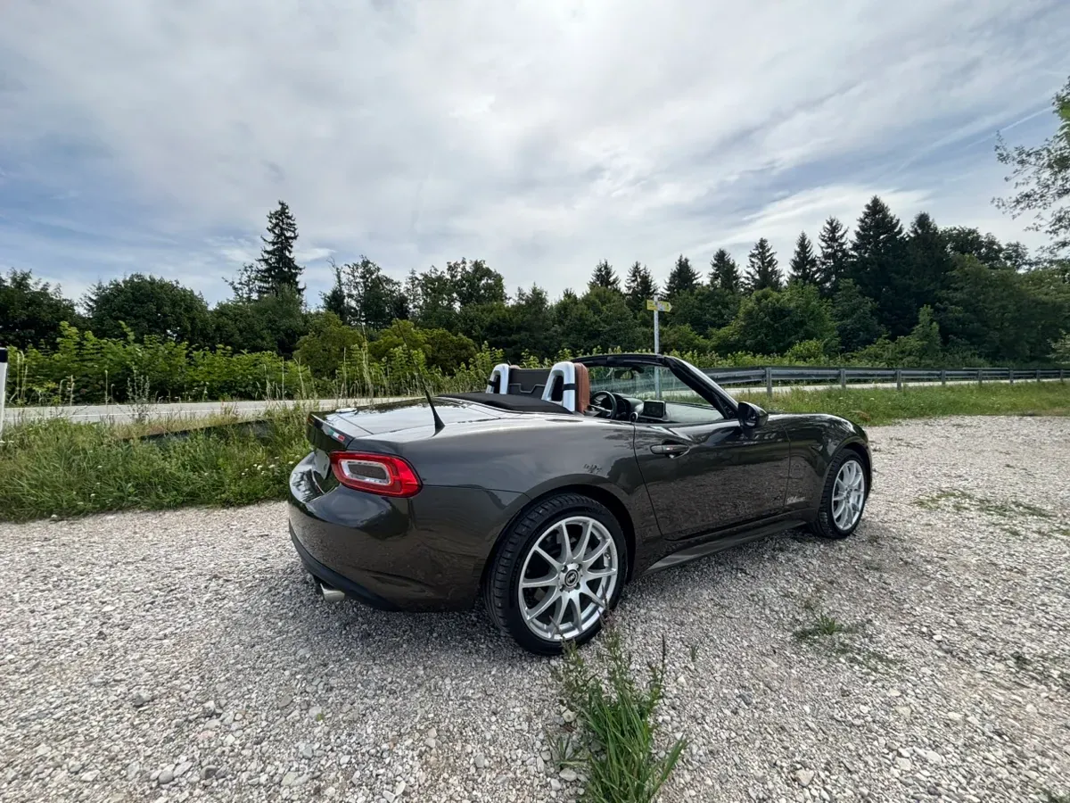 Fiat 124 Spider 2018 photo 3