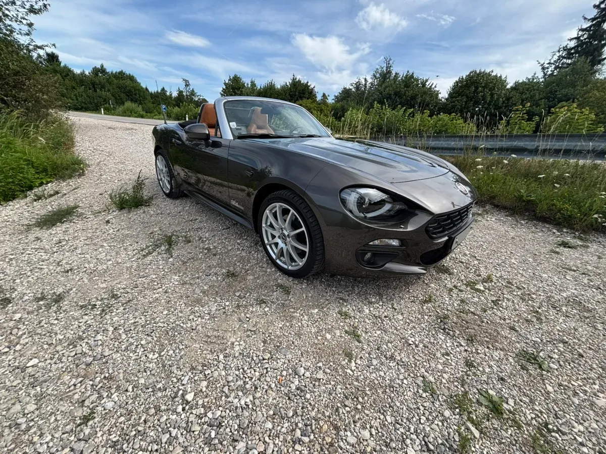 Fiat 124 Spider