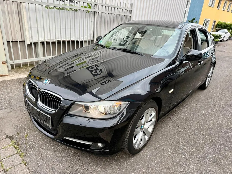 BMW 318I