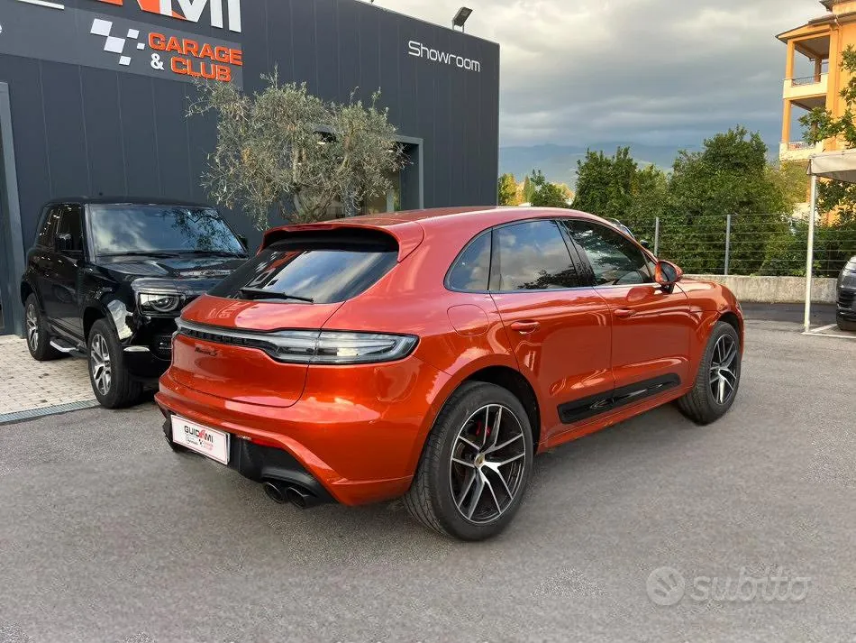 Porsche Macan 2023 photo 2
