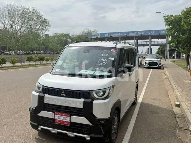 Mitsubishi Delica 2024 photo 3