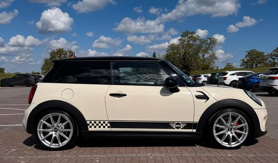 Mini Cooper One