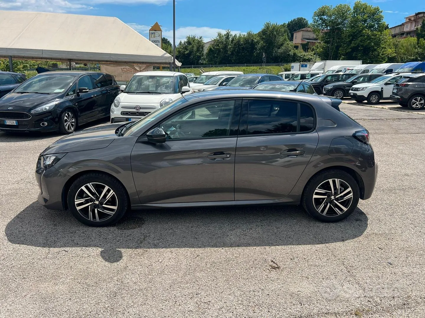 Peugeot 208 2022 photo 5