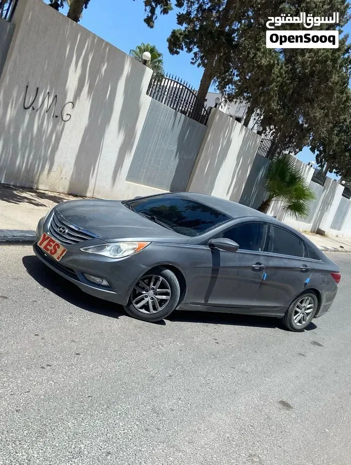 Hyundai Sonata 2011 photo 2