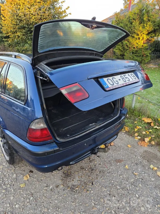 BMW 320 2002 photo 3