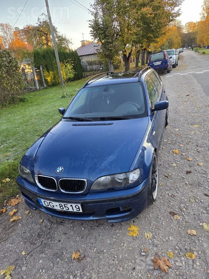 BMW 320