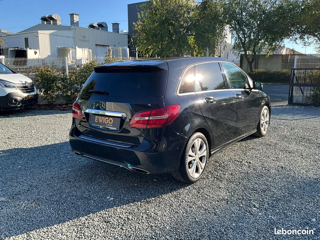 Mercedes-Benz B-Class 2017 photo 2