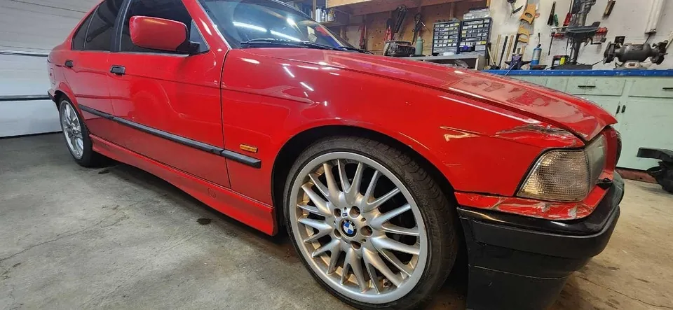 BMW E36 1998 photo 3