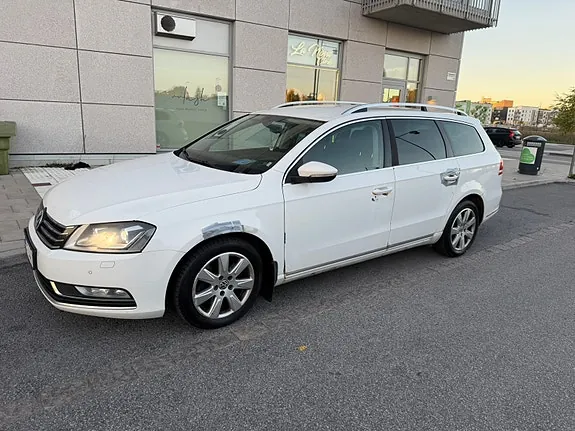 Volkswagen Passat 2012 photo 3