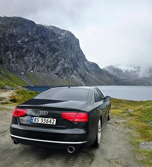 Audi A8 2011 photo 5