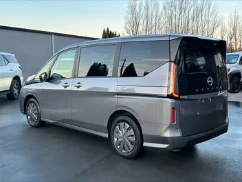 Nissan Serena 2023 photo 5