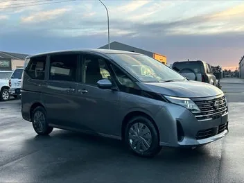 Nissan Serena 2023 photo 3