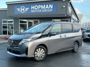 Nissan Serena 2023 photo 2