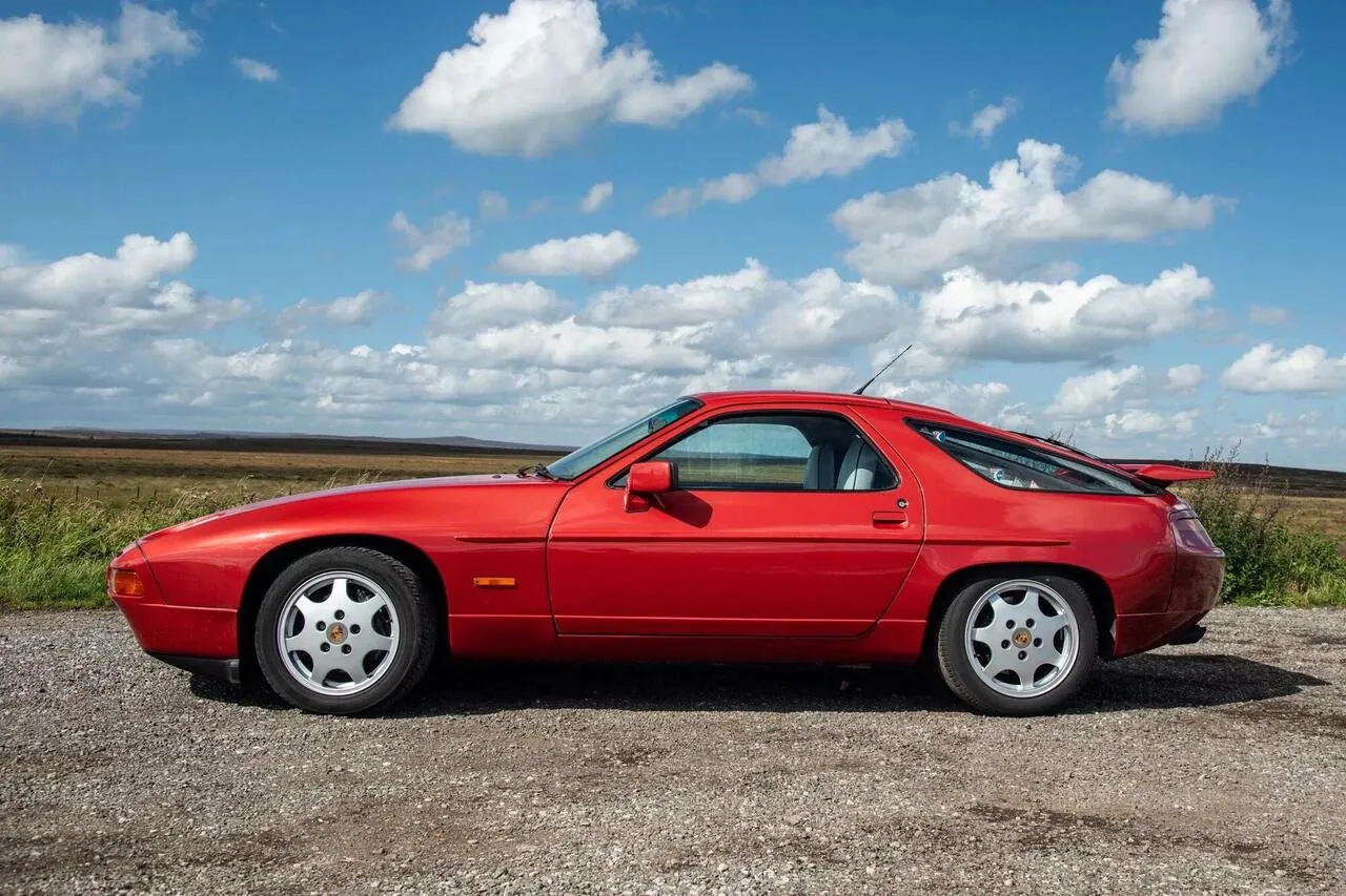 Porsche 928 1991 photo 5
