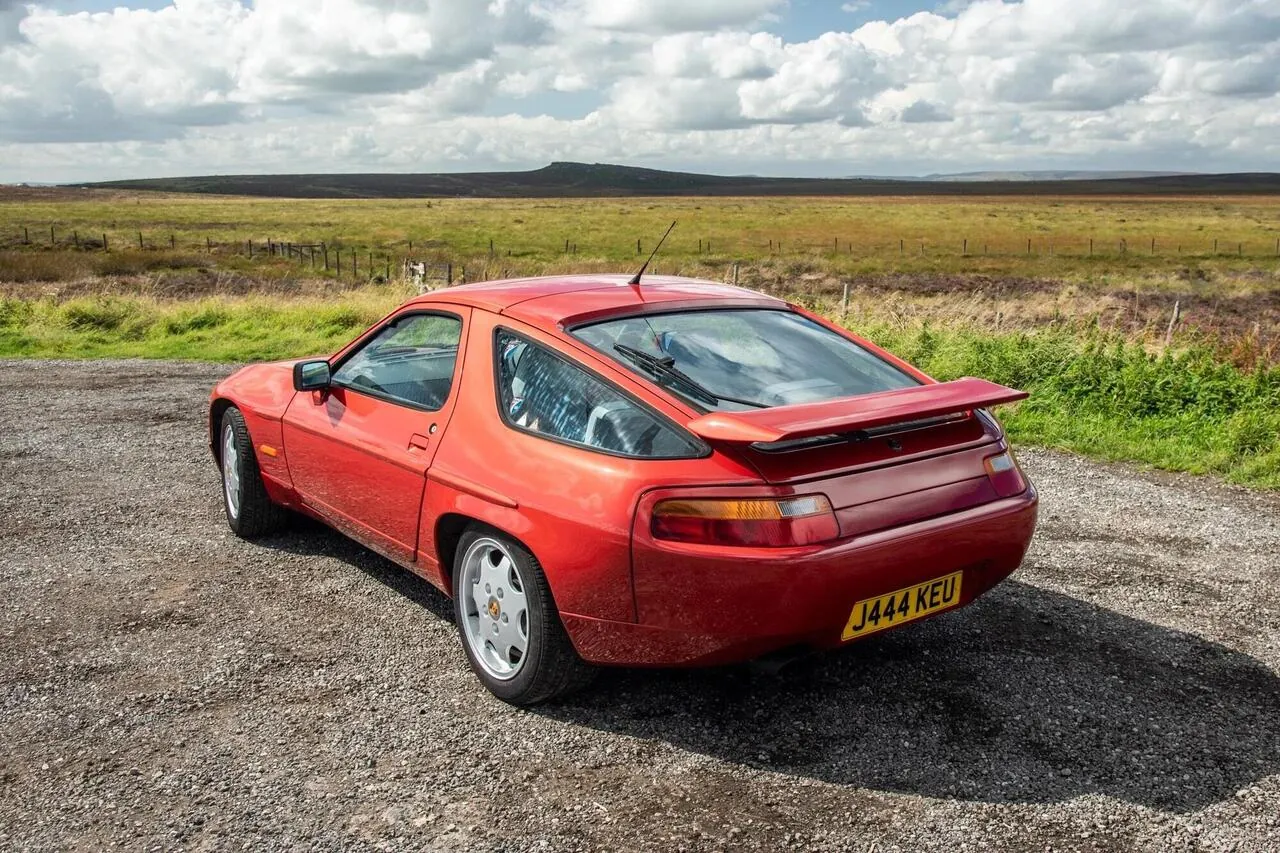 Porsche 928 1991 photo 4
