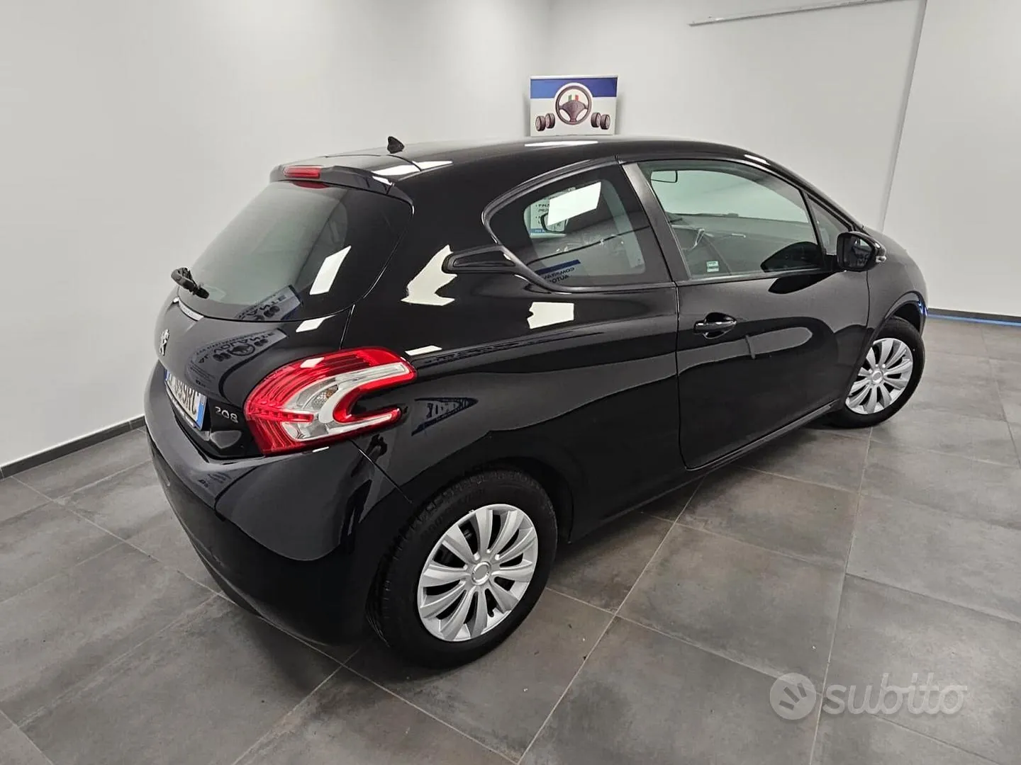Peugeot 208 2013 photo 4