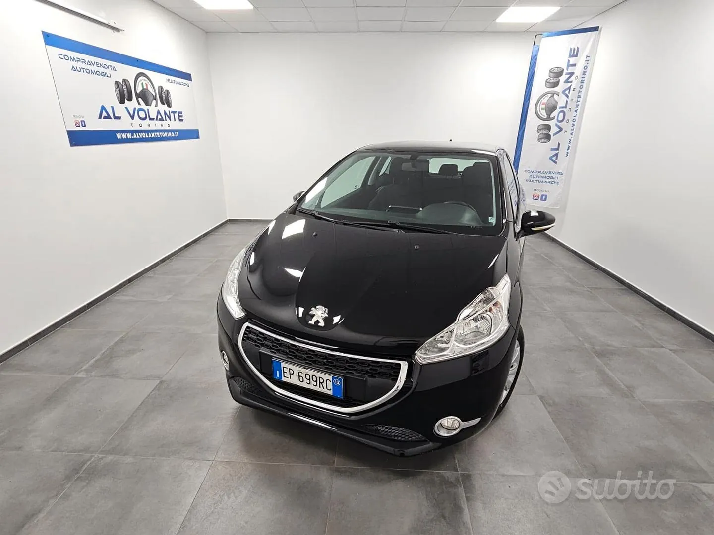 Peugeot 208 2013 photo 2