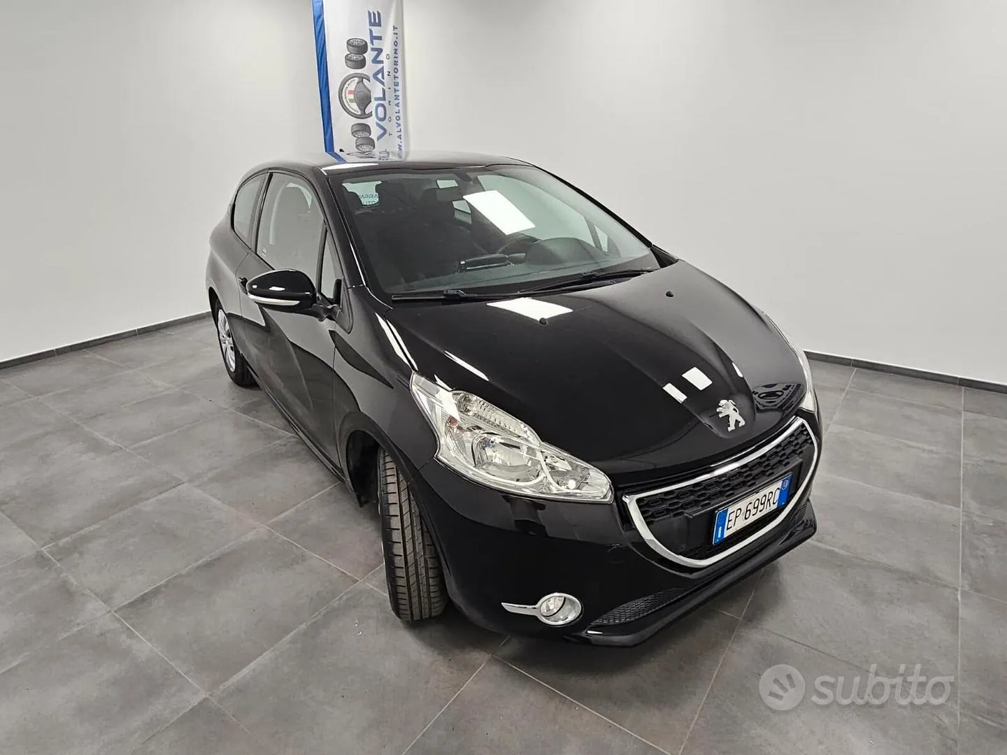 Peugeot 208 2013 photo 3