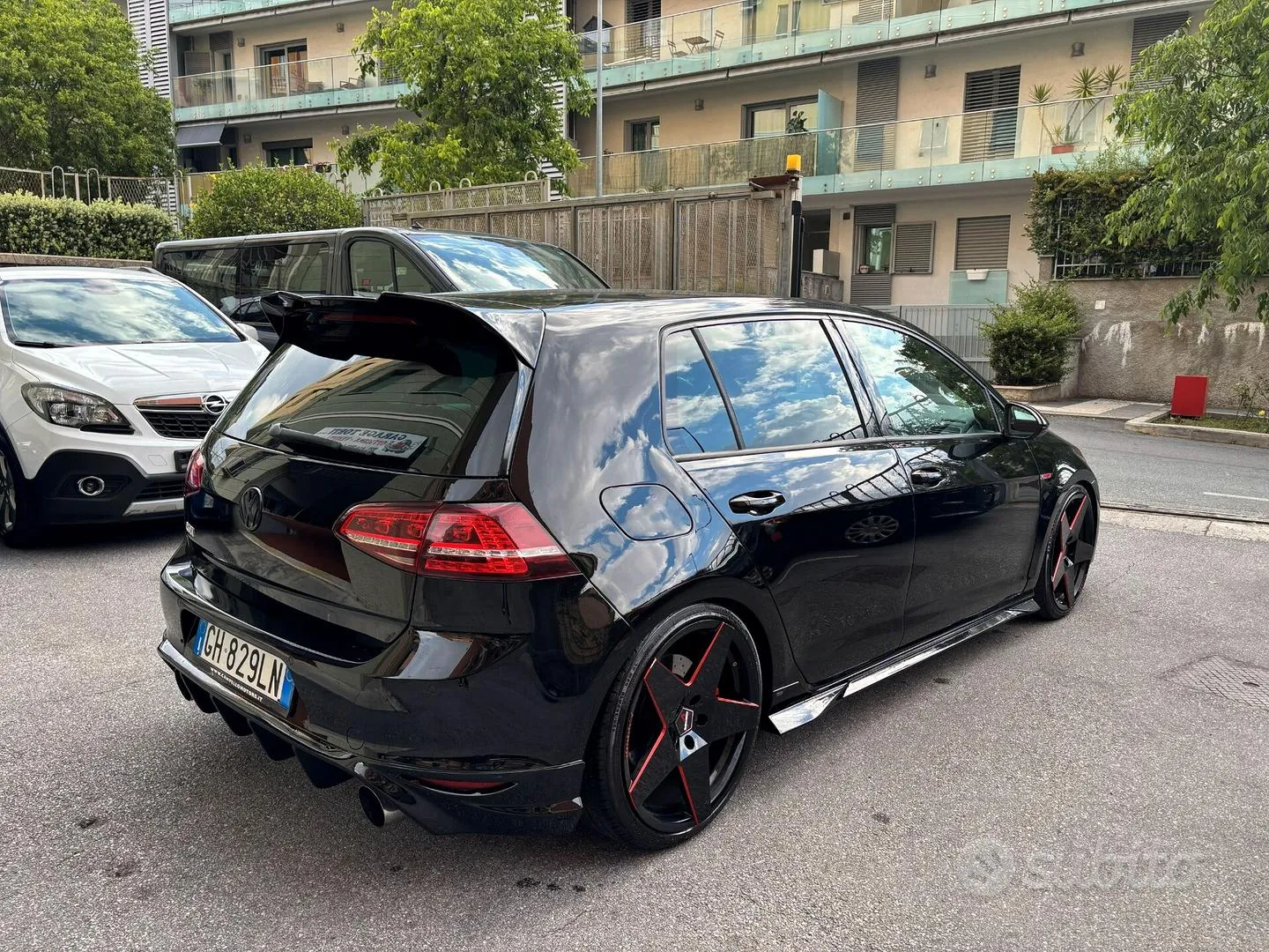 Volkswagen Golf 2013 photo 2