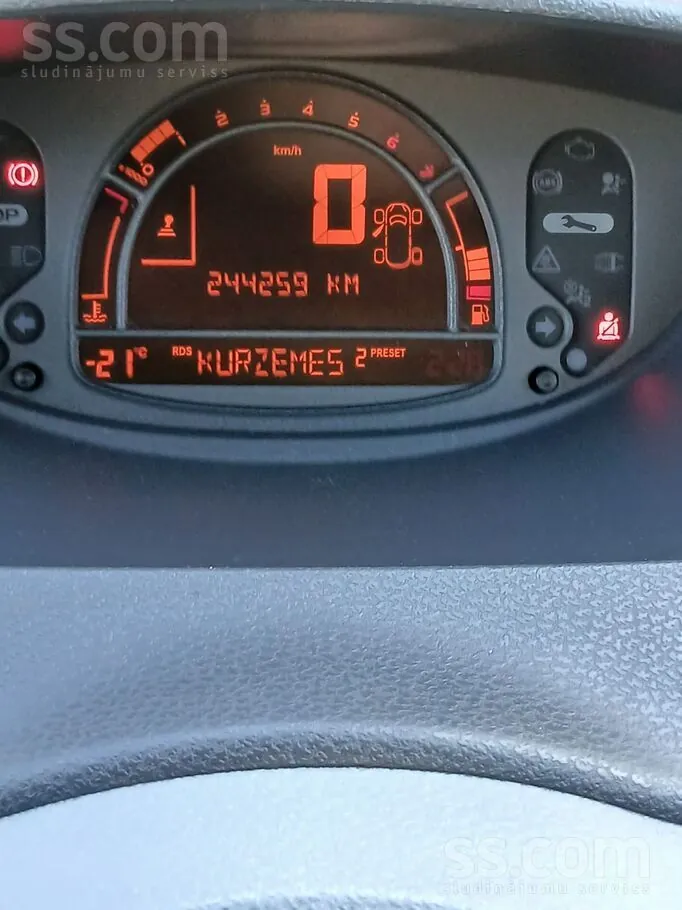 Renault Modus 2012 photo 4