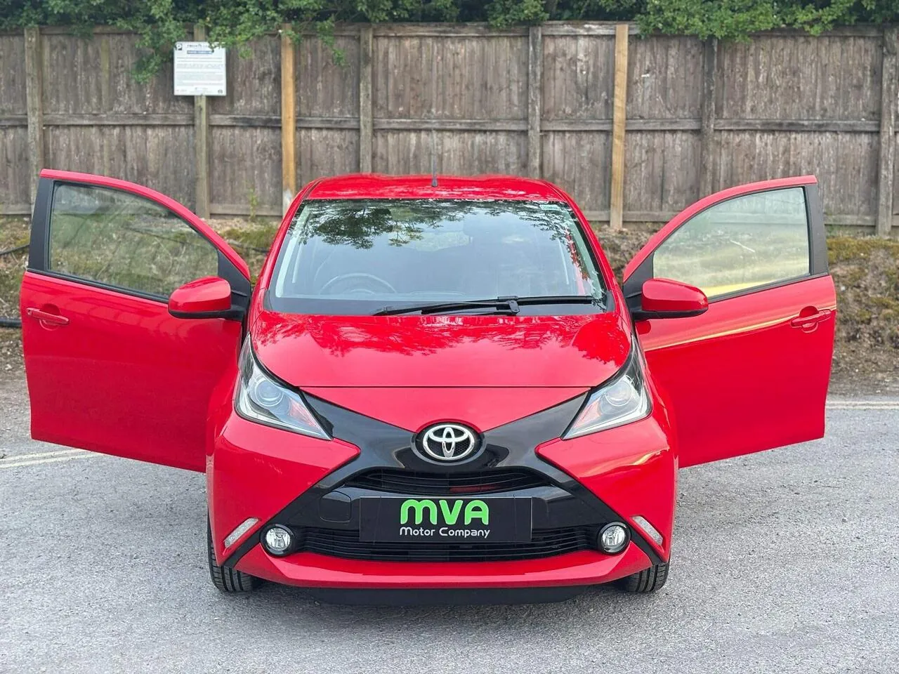 Toyota Aygo 2014 photo 2
