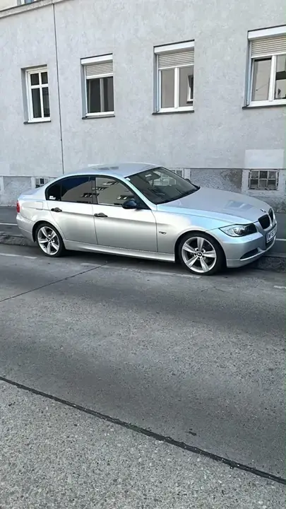 BMW 3 Series 2006 photo 2