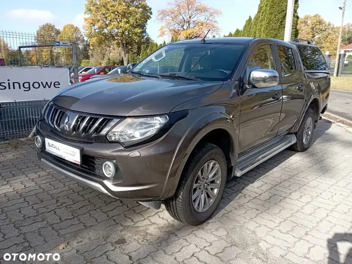 Mitsubishi L200 2018 photo 2