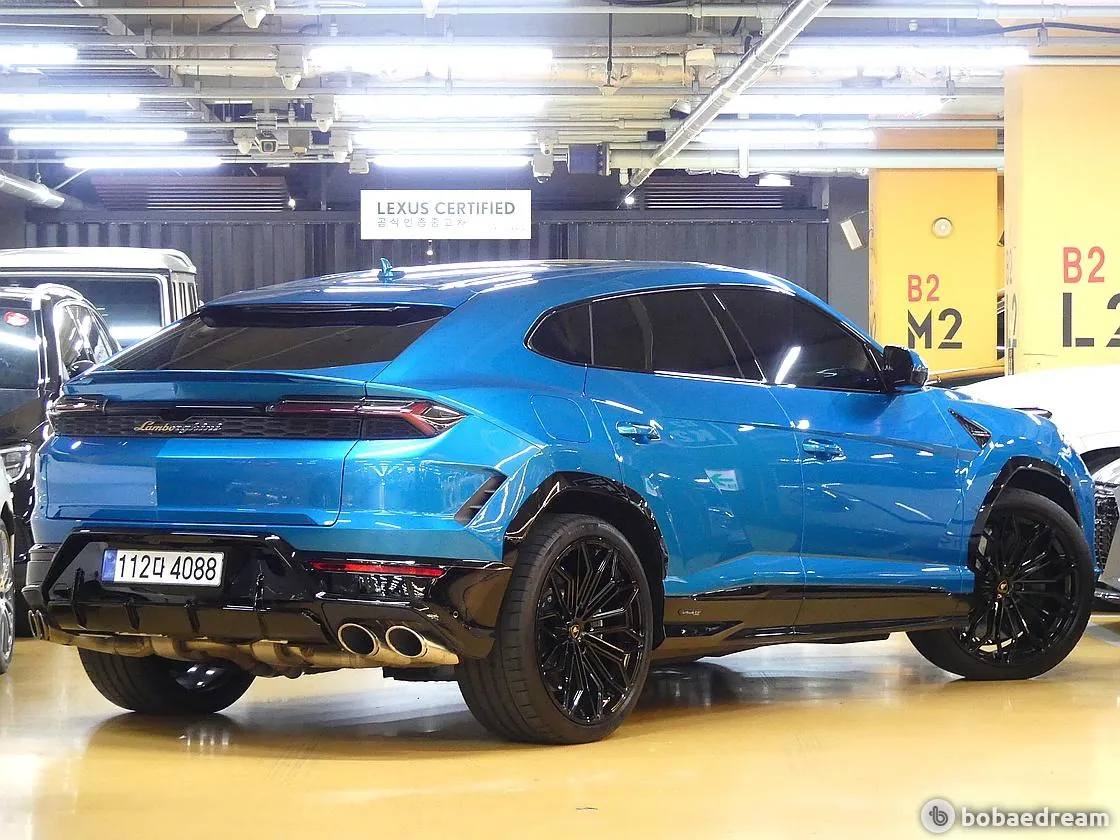 Lamborghini Urus 2025 photo 3