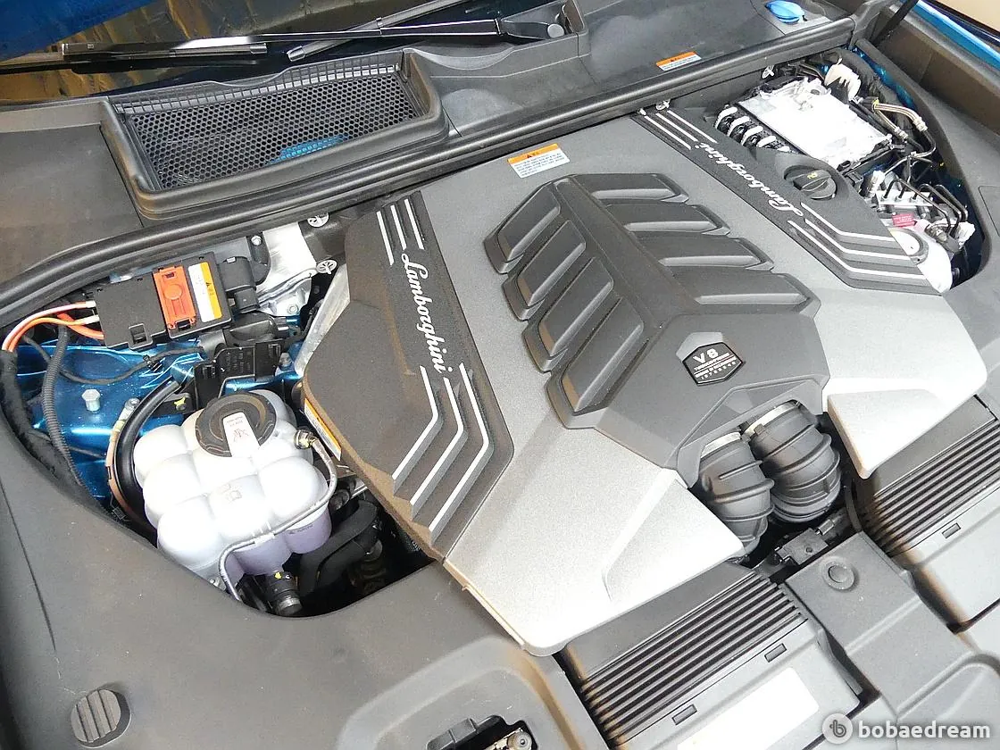 Lamborghini Urus 2025 photo 5