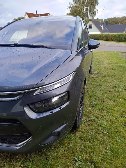 Citroen Grand C4 Picasso 2014 photo 2