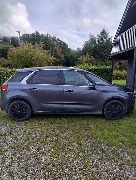 Citroen Grand C4 Picasso 2014 photo 4