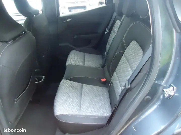 Renault Clio 2022 photo 5