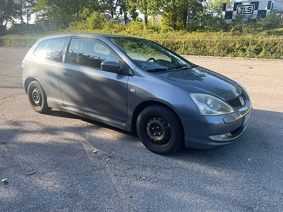 Honda Civic 2004 photo 3