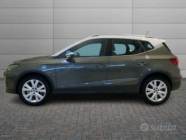 Seat Arona 2023 photo 2