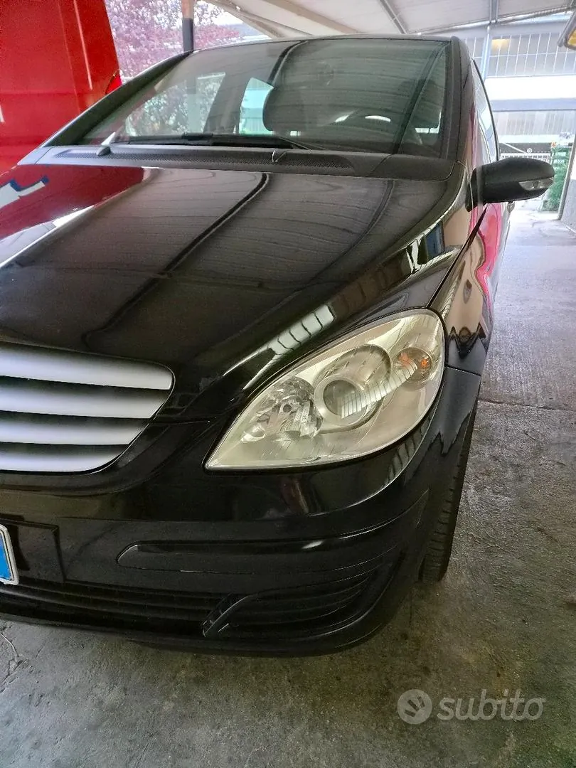 Mercedes-Benz B-Class 2008 photo 2