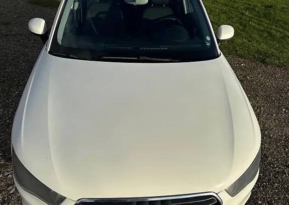 Audi A1 2014 photo 2