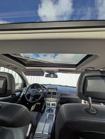 Mercedes-Benz C180 2011 photo 5