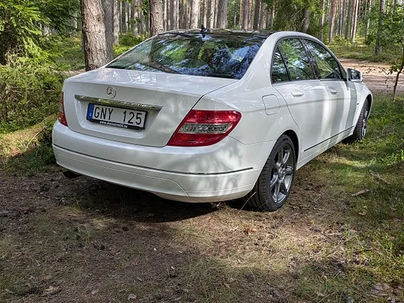 Mercedes-Benz C180