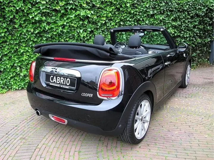 Mini Cabrio 2017 photo 2