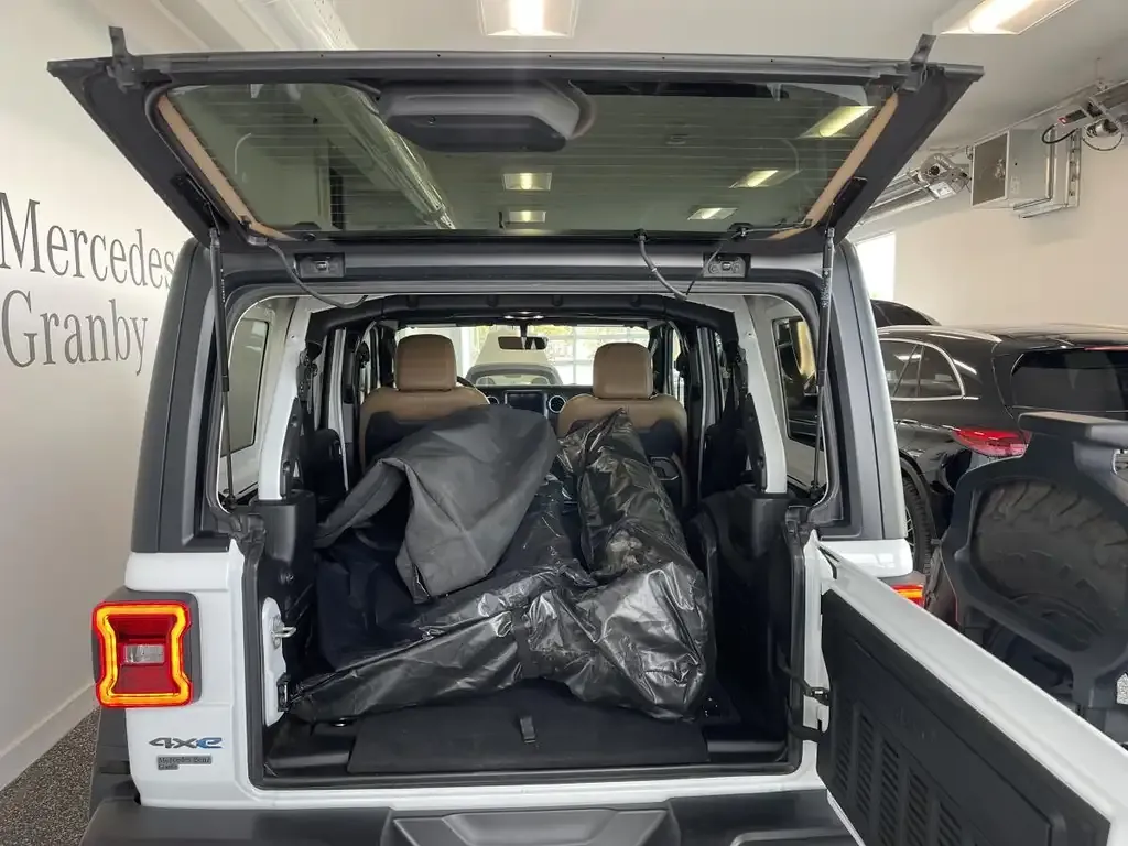 Jeep Wrangler 2023 photo 4