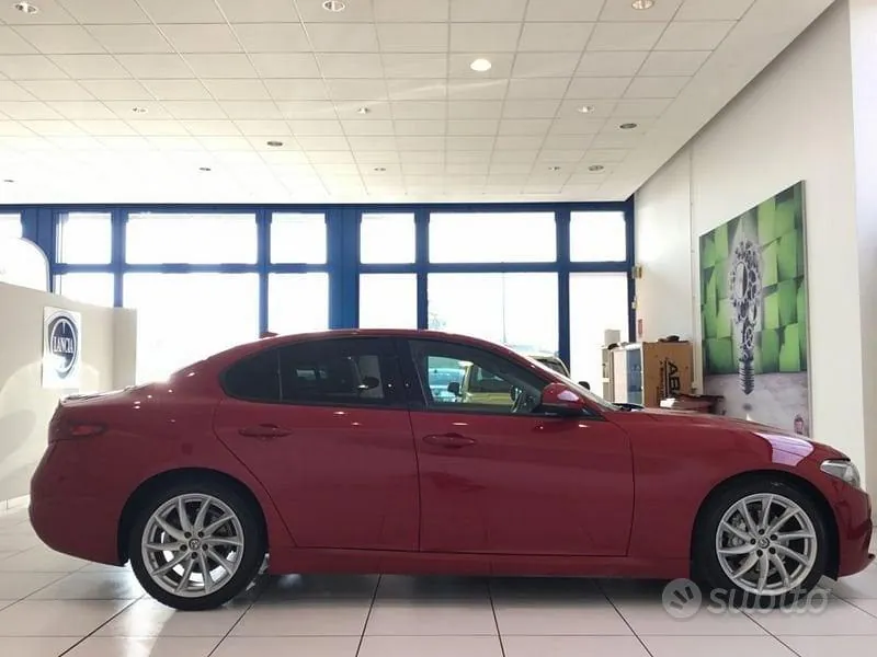 Alfa Romeo Giulia 2020 photo 2