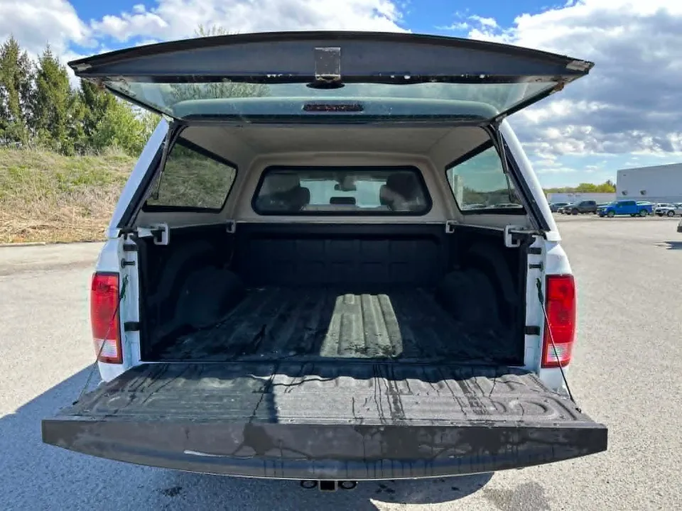 Ram 1500 Classic Express 2021 photo 5