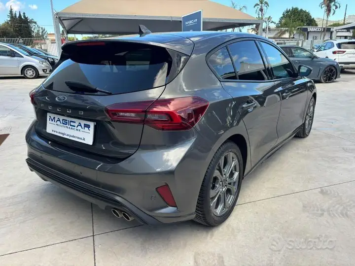 Ford Focus 2024 photo 4